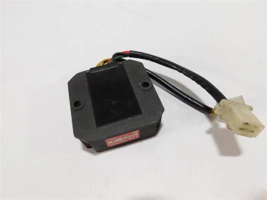 Regulator napiĘcia honda cb 400 77-81