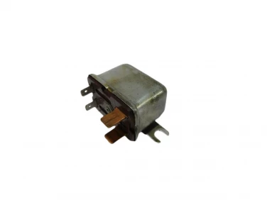 REGULATOR NAPIĘCIA PIAGGIO VESPA ET4 HEXAGON