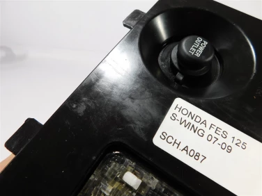 Schowek plastik honda fes 125 s-wing 07-09