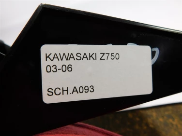 Schowek plastik kawasaki z750 03-06