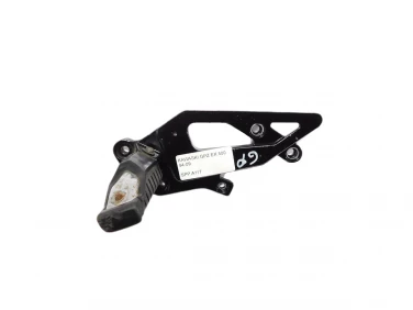SET PODNÓŻEK PRAWY PRZÓD KAWASAKI GPZ EX 500 94-09