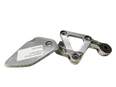 SET PODNÓŻEK PRAWY PRZÓD YAMAHA FZS 600 FAZER 98-01