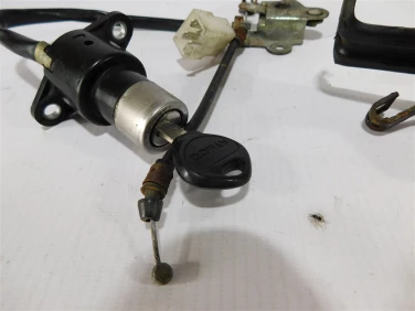 Stacyjka kluczyk przÓd kymco ck 125 04-09