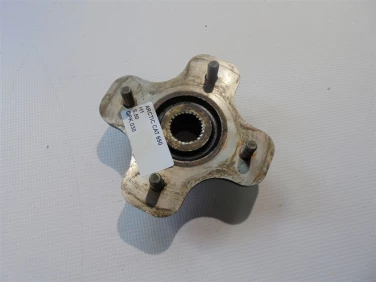 Piasta koŁa  arctic cat 650 h1