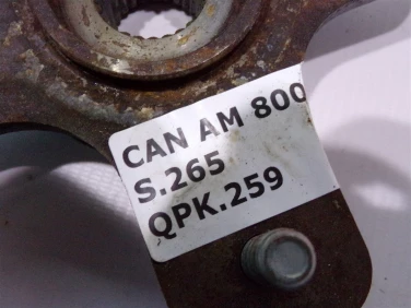 Piasta koŁa  can am 800