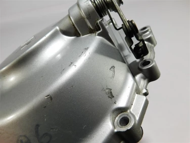 Dekiel kapa silnik prawa yamaha yzf r6 rj03 01-02