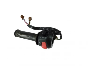 PRZEŁĄCZNIK PRAWY PRZÓD YAMAHA XP 500 T-MAX 01-07