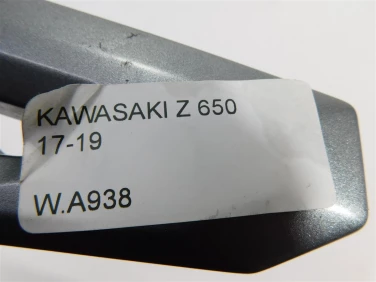 Plastik wypeŁnienie owiewka kawasaki z 650 17-19 