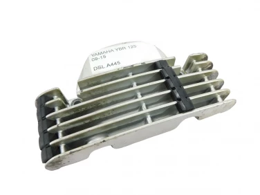 DEKIEL KAPA SILNIK LEWA YAMAHA YBR 125 09-15 