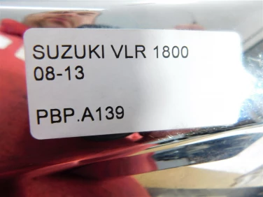 Pokrywa bok boczna prawa suzuki vlr 1800 08-13 