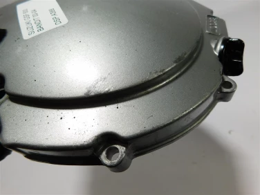 Dekiel kapa silnik prawa suzuki gsf 600 bandit 00-04 
