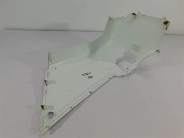 BŁotnik nadkole plastik dinli centhor 700