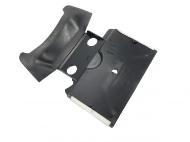 PLASTIK WYPEŁNIENIE OWIEWKA YAMAHA FZ6 600 FAZER 04-09