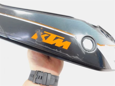 Ogon owiewka tyŁ lewy ktm duke 390 13-17
