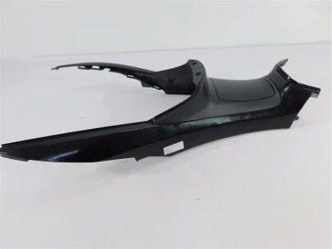 Plastik wypeŁnienie owiewka piaggio mp3 500 lt 14-16 podŁoga