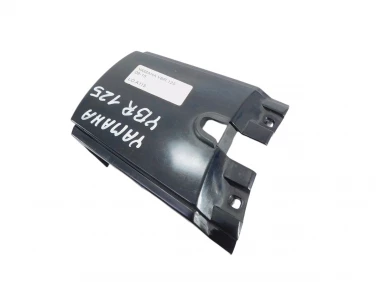 ŁĄCZNIK OGON PLASTIK TYŁ YAMAHA YBR 125 09-15