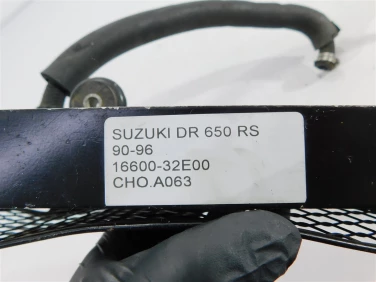 ChŁodnica oleju przÓd suzuki dr 650 rs 90-96 16600-32e00