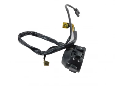 PRZEŁĄCZNIK LEWY PRZÓD SUZUKI SV 1000 03-07 3740016G61