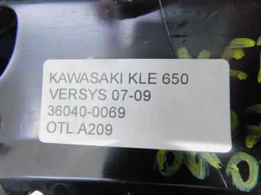 Ogon owiewka tyŁ lewy kawasaki kle 650 versys 07-09 36040-0069