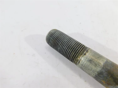 OŚ koŁa przÓd przednia suzuki rf 900 94-98 5471131e00