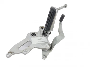 SET PODNÓŻEK PRAWY PRZÓD YAMAHA MT-07 13-17 1WS274430000