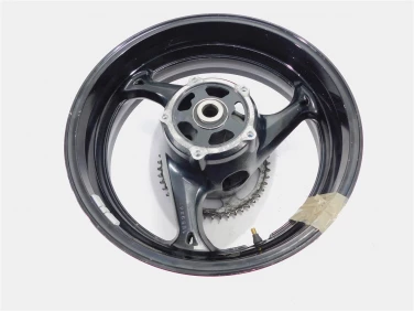 Felga koŁo tyŁ suzuki gsr 750 11-16 6411144g00019