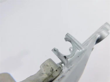 Set podnÓŻek prawy przÓd suzuki gsx-r 600 06-07 4351101h01