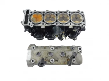 GŁOWICA SILNIK GÓRA SUZUKI GSR 600 06-10 1110044G00