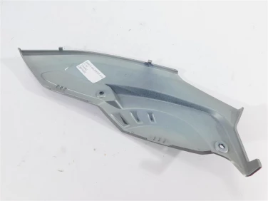 Owiewka bok boczna prawa bmw c600 sport k18 11-15 7724882