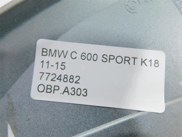 Owiewka bok boczna prawa bmw c600 sport k18 11-15 7724882