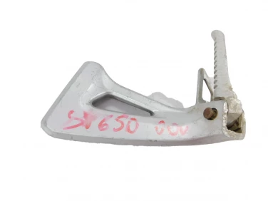 SET PODNÓŻEK LEWY TYŁ SUZUKI SV 650 99-02 4370019F00