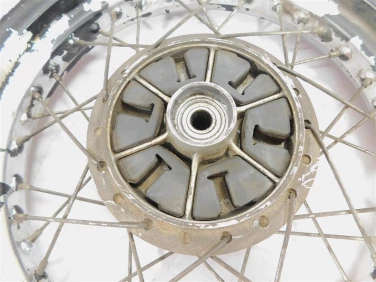 Felga koŁo tyŁ suzuki vl 125 intruder 01-07 6411026f00