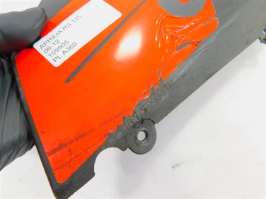 PŁug plastik owiewka aprilia rs 125 06-12 109905