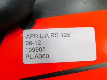 PŁug plastik owiewka aprilia rs 125 06-12 109905