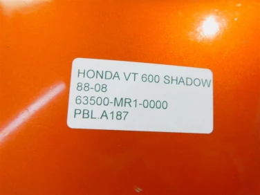 Pokrywa bok boczna lewa honda vt 600 shadow 88-08 63500-mr1-0000