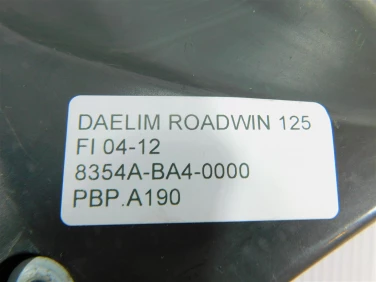 Pokrywa bok boczna prawa daelim roadwin 125 fi 04-12 8354a-ba4-0000
