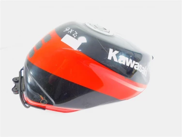 Zbiornik paliwa bak kawasaki zx-6r ninja 00-02 510815274cv