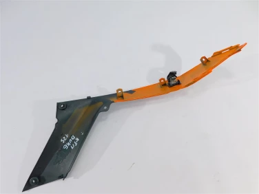Ogon owiewka tyŁ lewy ktm duke 125 11-16 9010804100047