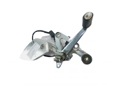 SET PODNÓŻEK PRAWY PRZÓD YAMAHA FZS 600 FAZER 98-01 4YR274430000