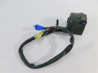 PrzeŁĄcznik lewy przÓd yamaha fzs 600 fazer 98-01 5dm839690000