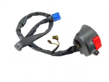 PRZEŁĄCZNIK PRAWY PRZÓD YAMAHA FZS 600 FAZER 98-01 5DM839630100