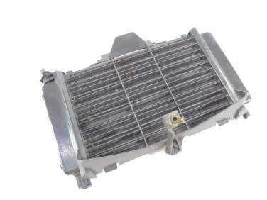 CHŁODNICA WODY PRZÓD YAMAHA FZ6 600 FAZER 04-09 422080-5220