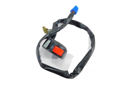 PRZEŁĄCZNIK PRAWY PRZÓD YAMAHA YZF-R1 RN09 02-03 5RT839630000