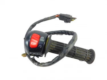 PRZEŁĄCZNIK PRAWY PRZÓD SUZUKI GSX-R 600 01-03 3720035F10