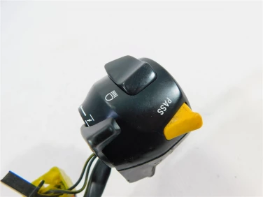 PrzeŁĄcznik lewy przÓd suzuki gsx-r 600 98-00 3740033e11