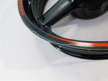 Felga koŁo tyŁ suzuki gsx 650 f 08-16 6411108f70019 bije