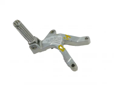 SET PODNÓŻEK PRAWY TYŁ YAMAHA YZF 600 THUNDERCAT 96-03 4JH2742L1000