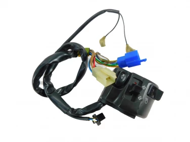 PRZEŁĄCZNIK LEWY PRZÓD YAMAHA YZF 600 THUNDERCAT 96-03 4SV839720000
