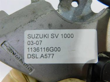 Dekiel kapa silnik lewa suzuki sv 1000 03-07 1136116g00