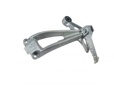 SET PODNÓŻEK PRAWY TYŁ YAMAHA FZ1 1000 FAZER 06-15 2D12742L0000